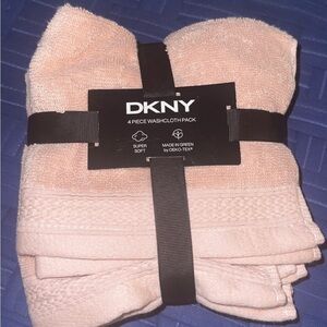 Dkny washcloth set